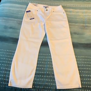White capris NEVER WORN